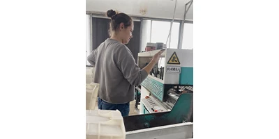 /Welcome to our company, from customer’s visting